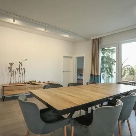 Freedom Place דירה ג'אגודינה