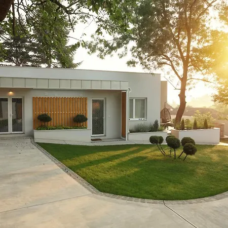 Freedom Place ג'אגודינה